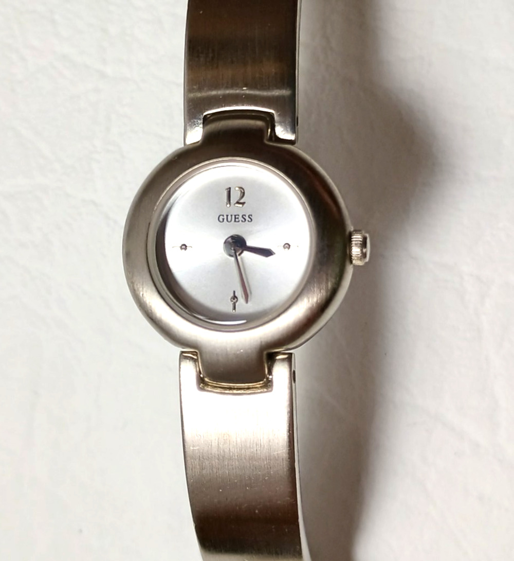 Vintage GUESS Women’s Bangle Watch Silver Tone Minimalist Oval Face Y2K Style